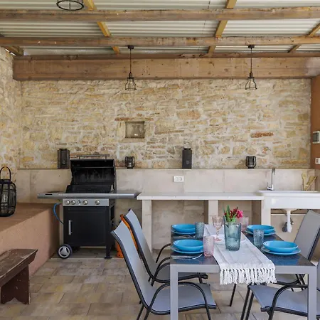 Casa Bella By Interhome * Svetvinčenat